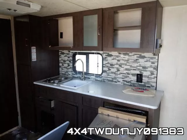 4X4TWDU17JY091383 фото 7