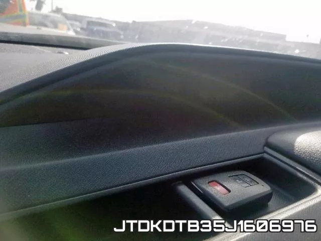 JTDKDTB35J1606976 фото 9