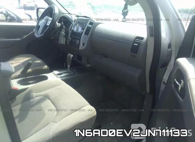 1N6AD0EV2JN711133 фото 6