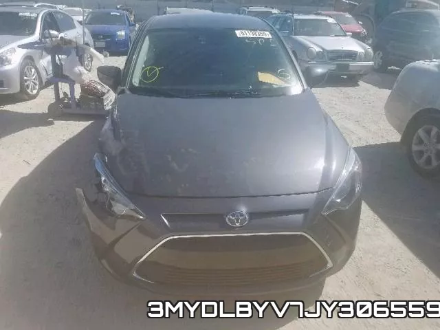 3MYDLBYV7JY306559 фото 10