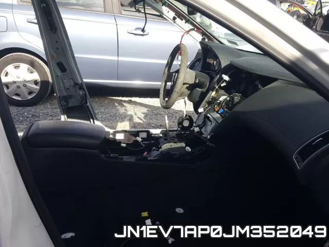 JN1EV7AP0JM352049 фото 6