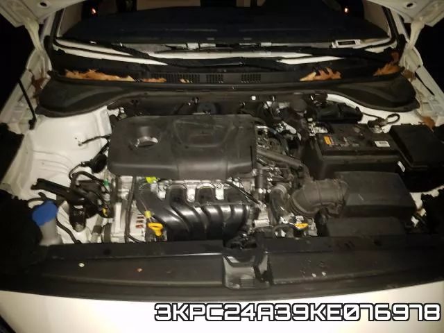 3KPC24A39KE076978 фото 8