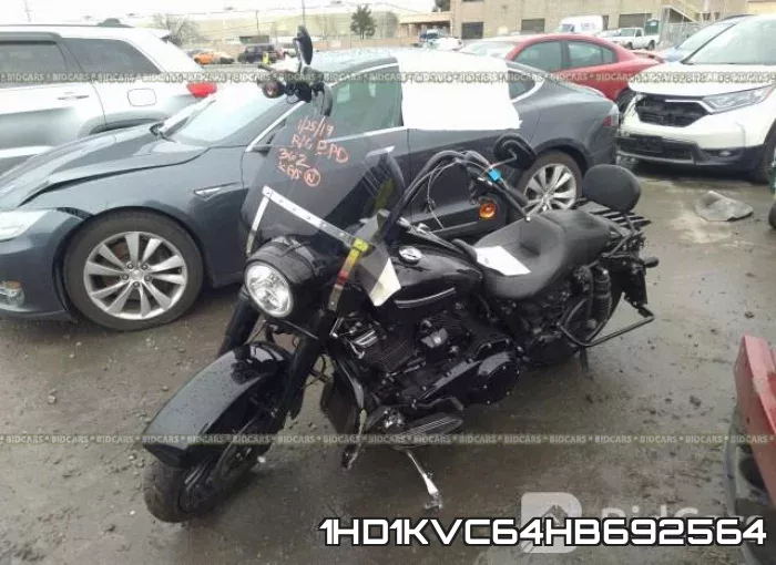 1HD1KVC64HB692564 фото 3