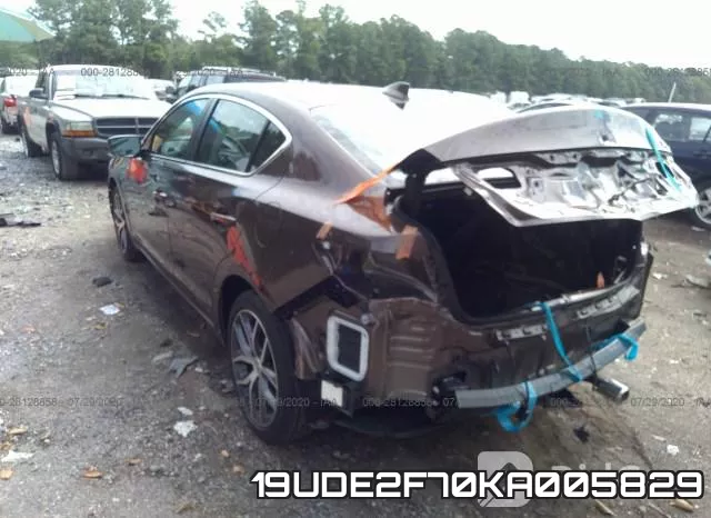19UDE2F70KA005829 фото 4