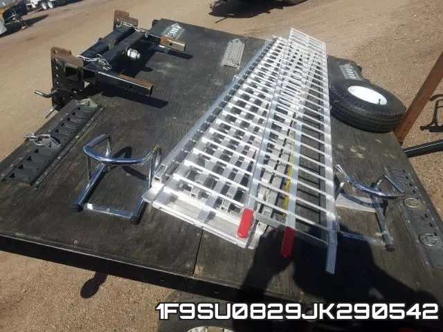 1F9SU0829JK290542 фото 8