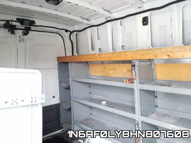 1N6AF0LY8HN807608 фото 7
