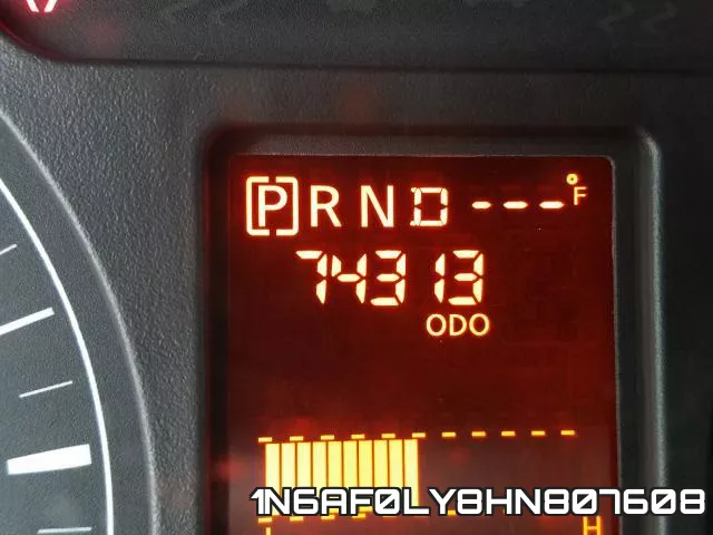 1N6AF0LY8HN807608 фото 9