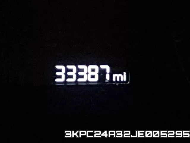 3KPC24A32JE005295 фото 9