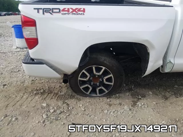 5TFDY5F19JX749217 фото 10