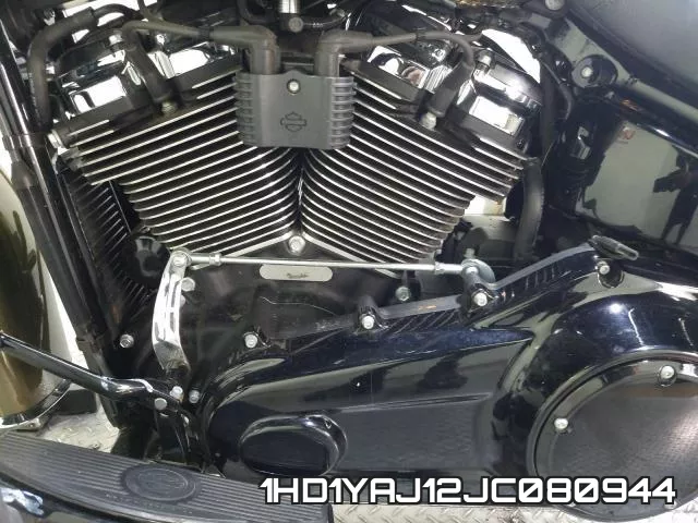 1HD1YAJ12JC080944 фото 2