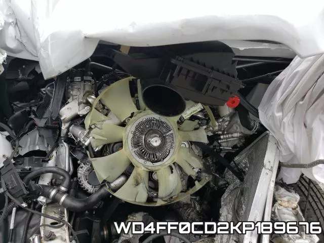 WD4FF0CD2KP189676 фото 8