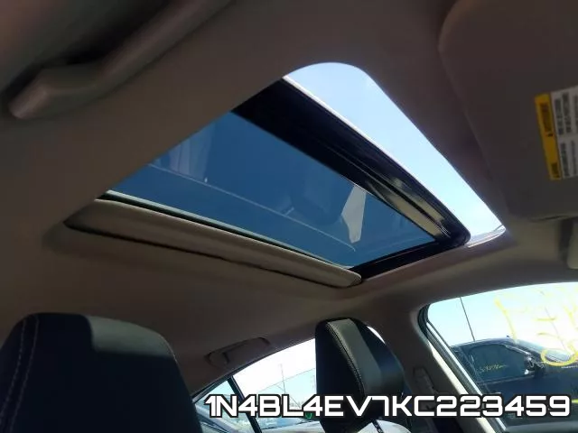 1N4BL4EV7KC223459 фото 10
