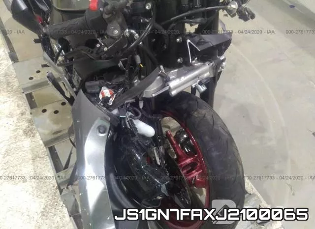 JS1GN7FAXJ2100065 фото 7