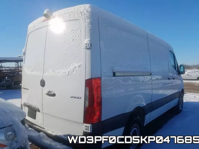 WD3PF0CD5KP047685 фото 5