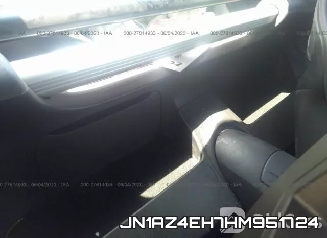 JN1AZ4EH7HM951724 фото 9