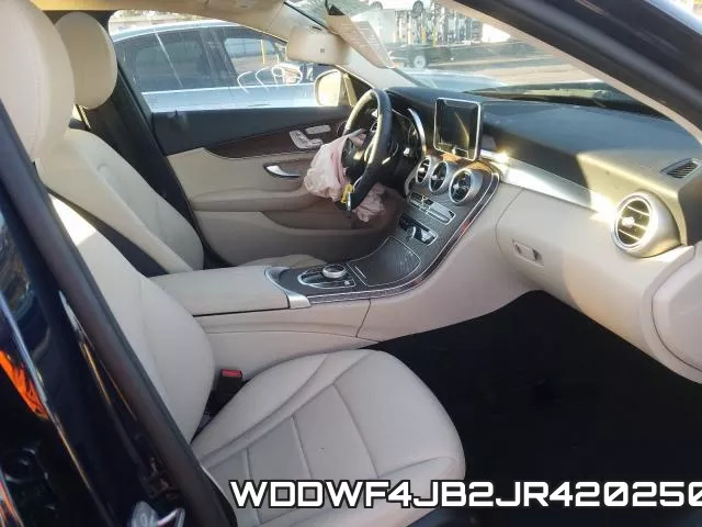 WDDWF4JB2JR420250 фото 6