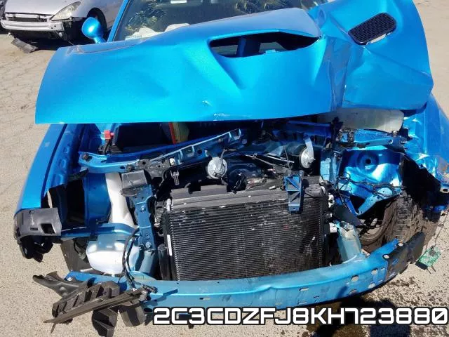 2C3CDZFJ8KH723880 фото 8