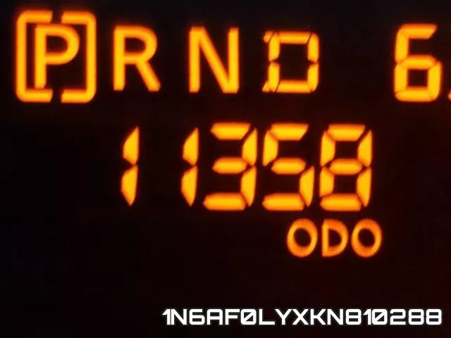 1N6AF0LYXKN810288 фото 9