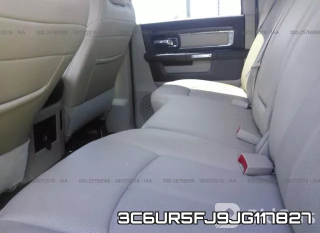 3C6UR5FJ9JG117827 фото 9