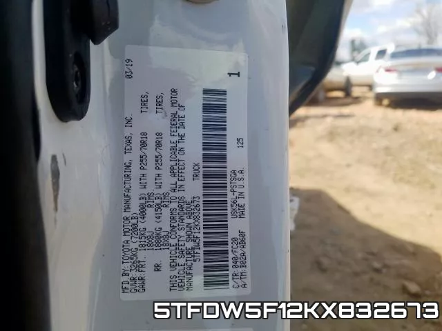 5TFDW5F12KX832673 фото 2