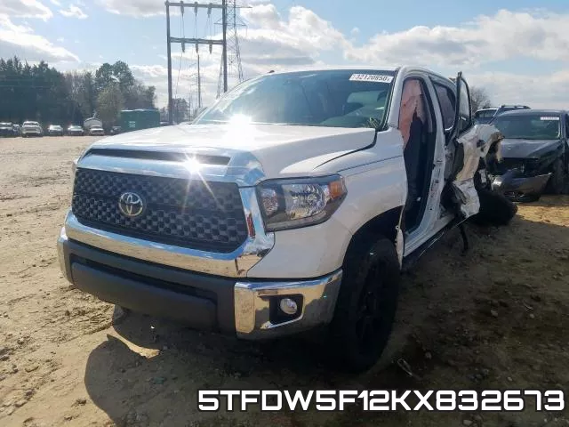 5TFDW5F12KX832673 фото 3