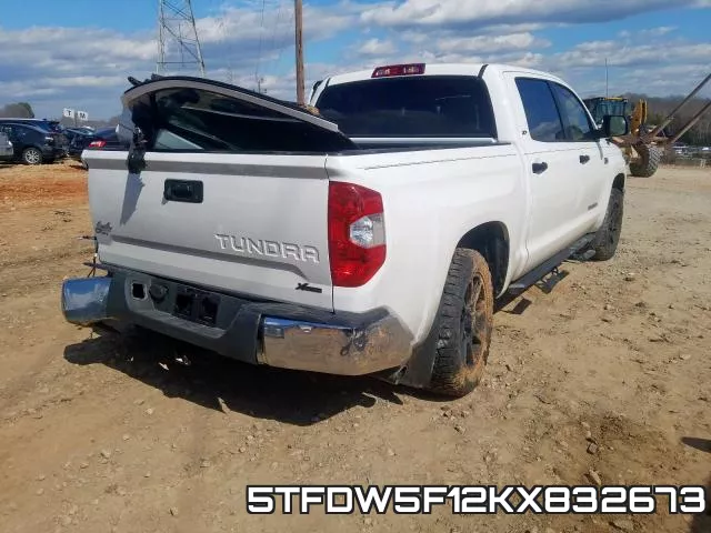 5TFDW5F12KX832673 фото 5