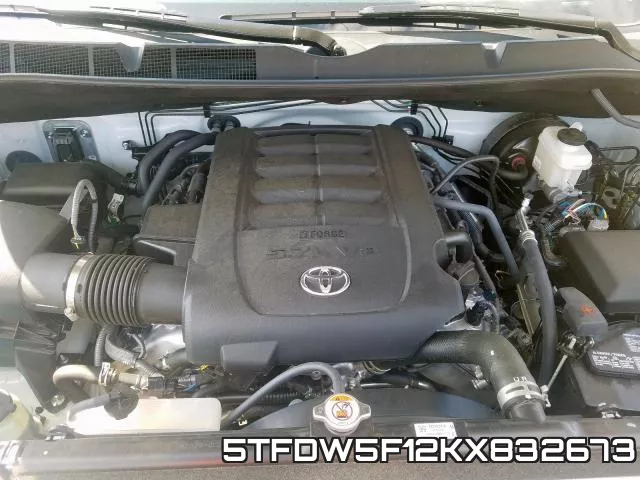 5TFDW5F12KX832673 фото 8