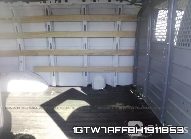 1GTW7AFF8H1911853 фото 9