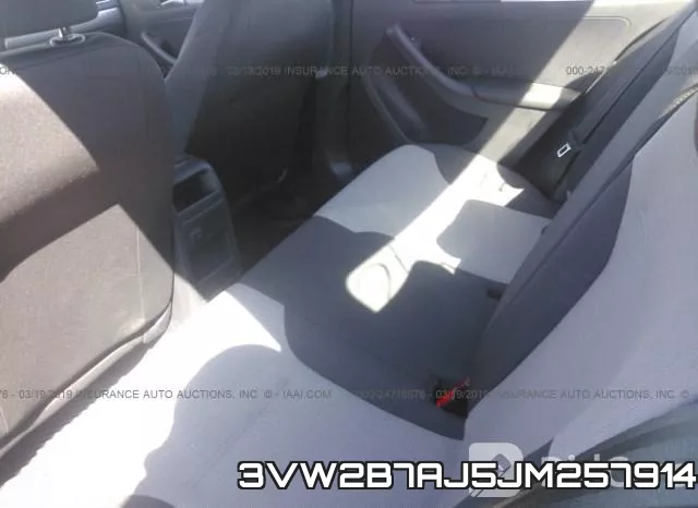 3VW2B7AJ5JM257914 фото 9
