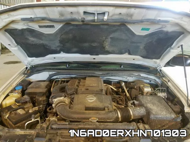 1N6AD0ERXHN701303 фото 8