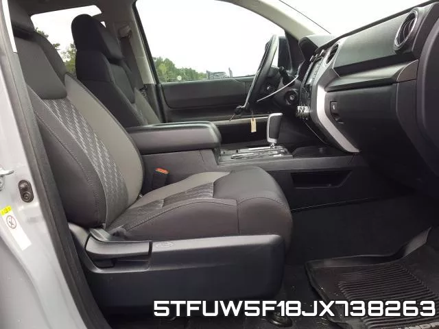 5TFUW5F18JX738263 фото 6