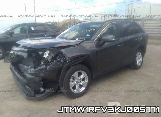 JTMW1RFV3KJ005771 фото 3