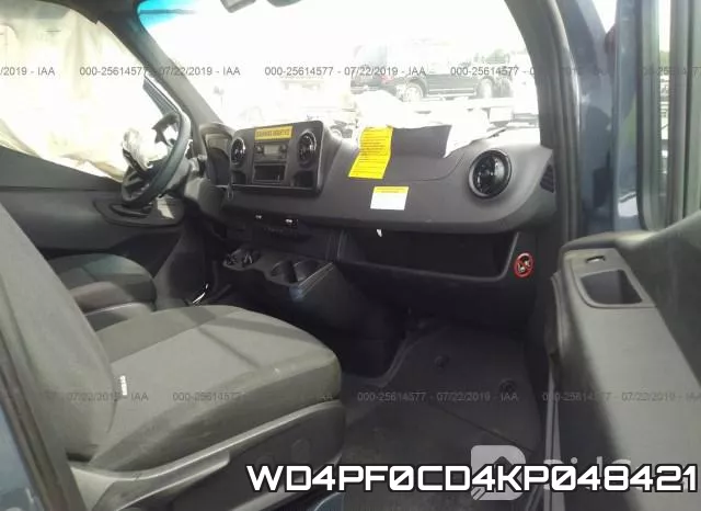 WD4PF0CD4KP048421 фото 6