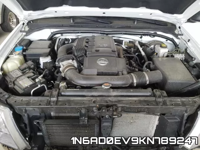 1N6AD0EV9KN789247 фото 8