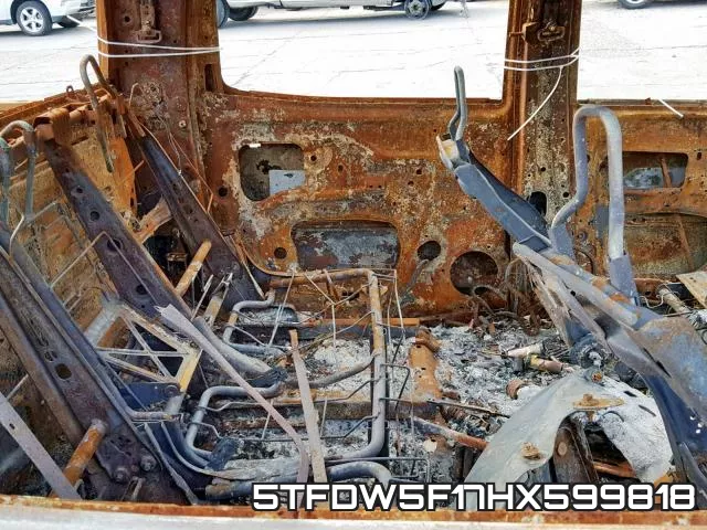 5TFDW5F17HX599818 фото 7