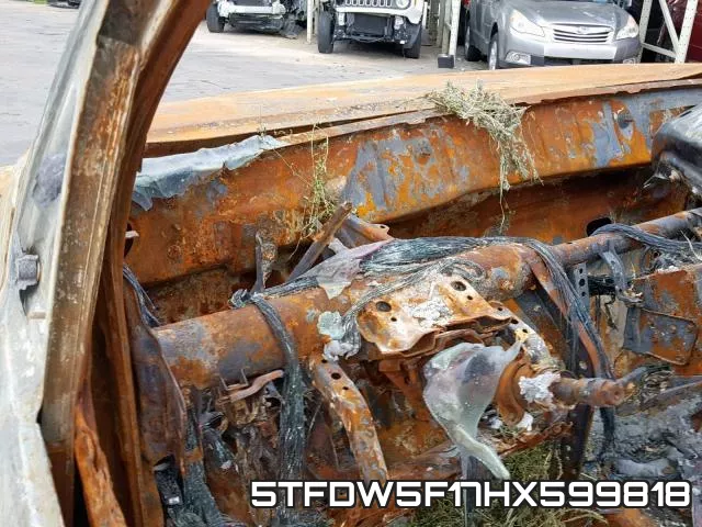 5TFDW5F17HX599818 фото 9