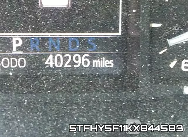 5TFHY5F11KX844583 фото 8