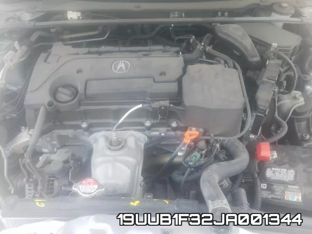 19UUB1F32JA001344 фото 8