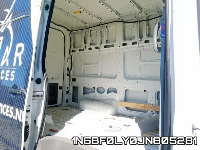 1N6BF0LY0JN805281 фото 7