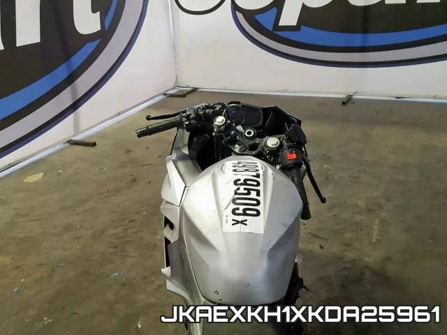 JKAEXKH1XKDA25961 фото 6