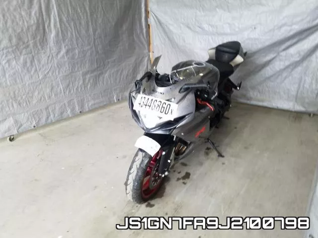 JS1GN7FA9J2100798 фото 3