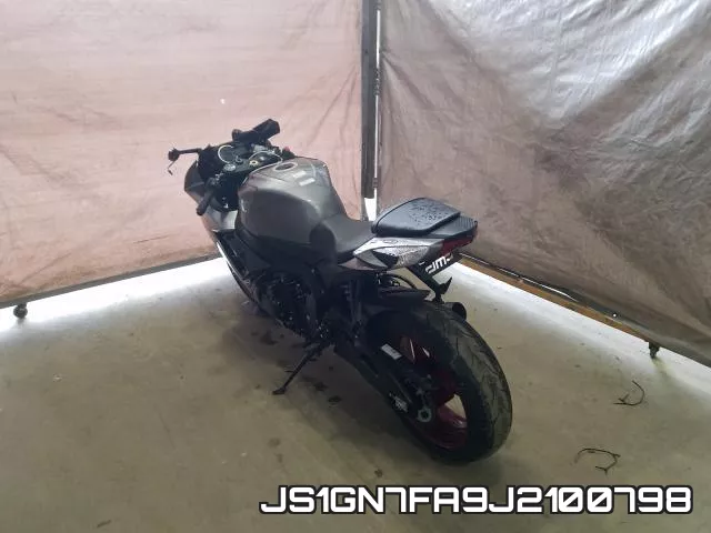JS1GN7FA9J2100798 фото 4