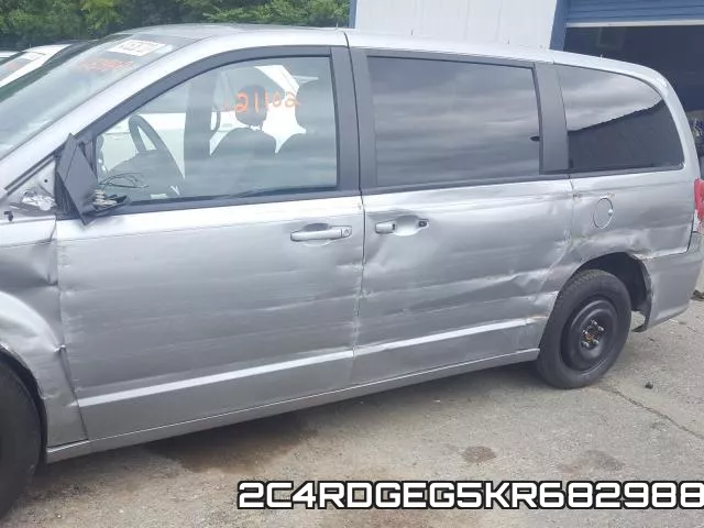 2C4RDGEG5KR682988 фото 9