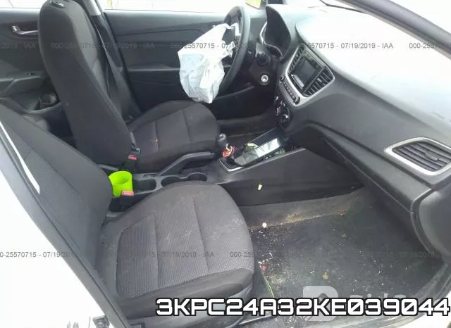 3KPC24A32KE039044 фото 6