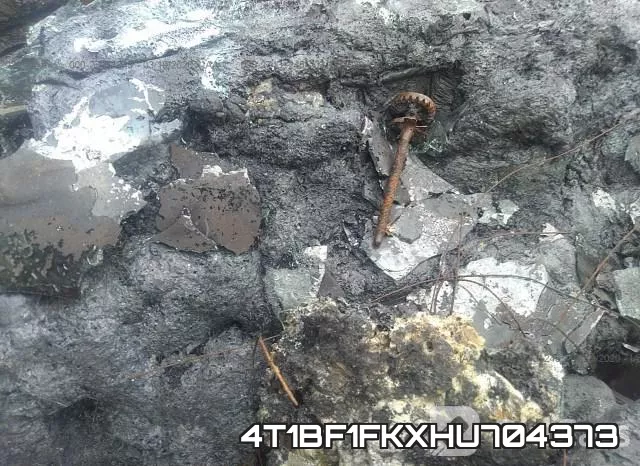 4T1BF1FKXHU704373 фото 8