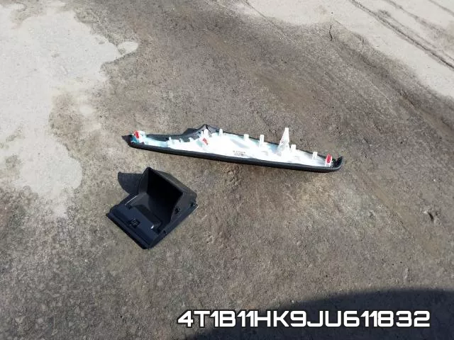 4T1B11HK9JU611832 фото 10