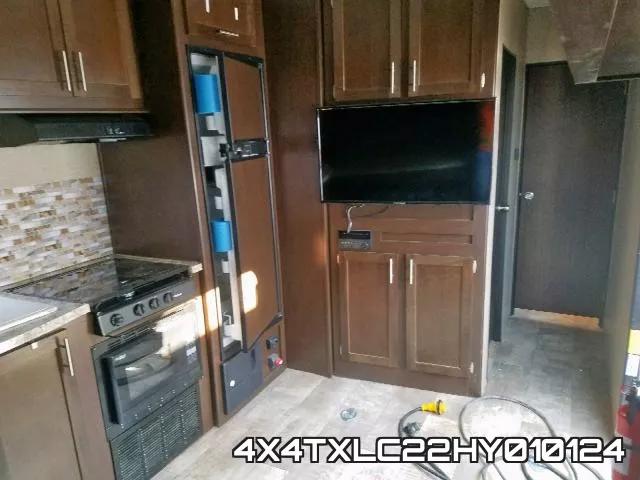 4X4TXLC22HY010124 фото 6