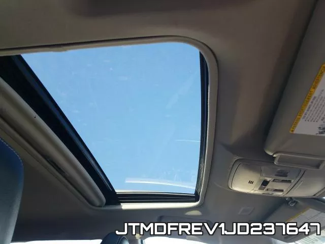JTMDFREV1JD237647 фото 10