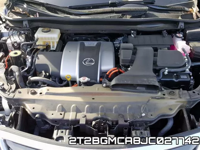 2T2BGMCA8JC027742 фото 8