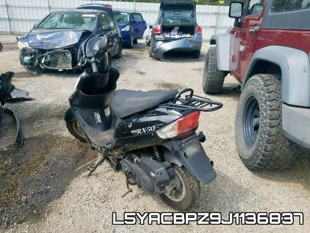 L5YACBPZ9J1136837 фото 4